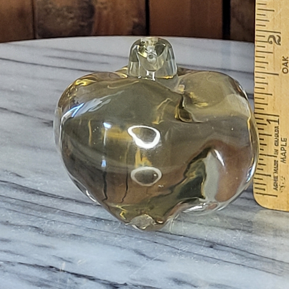 Elegant Glass Pumpkin Sculpture - Picture 13 of 14